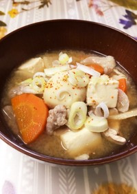 冷凍里芋とささがきごぼう水煮で簡単豚汁〜