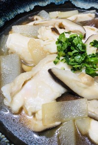 鶏胸肉と椎茸☆冬瓜の中華風煮込み