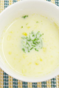 とうもろこしの冷製スープ
