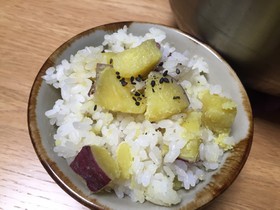 さつまいもご飯