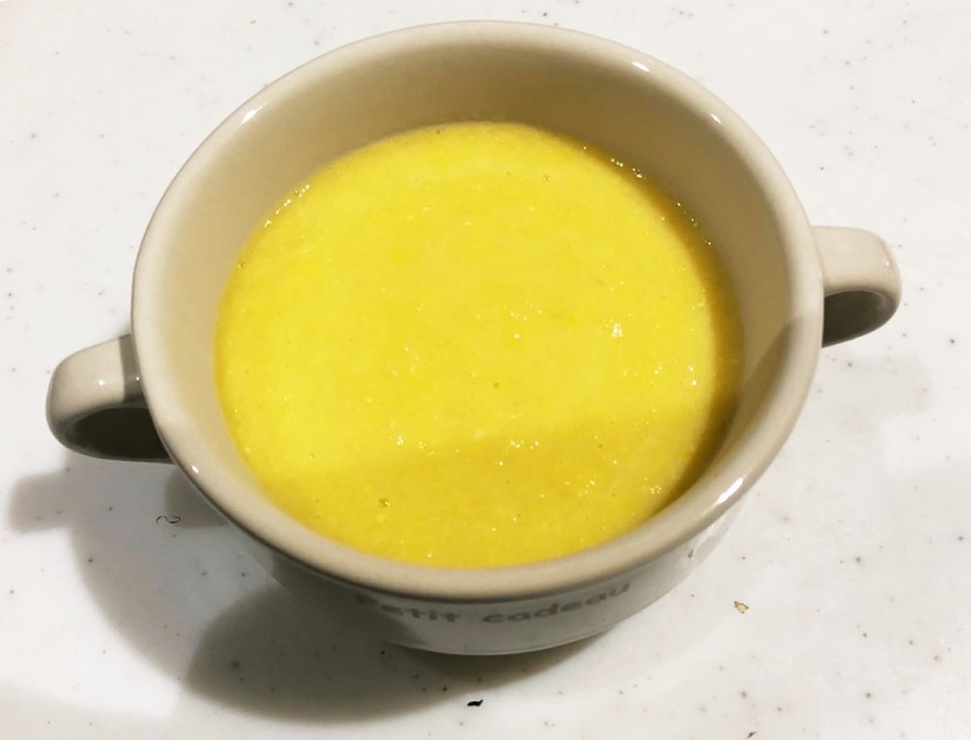 トウモロコシの実と芯を使った簡単スープ！の画像