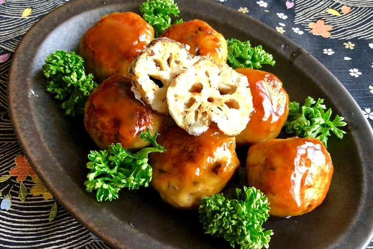 蓮根入りもっちり鶏肉団子 お弁当 レシピ 作り方 By お料理ニャロメ クックパッド 簡単おいしいみんなのレシピが360万品