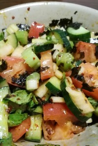 色々野菜の韓国海苔サラダ