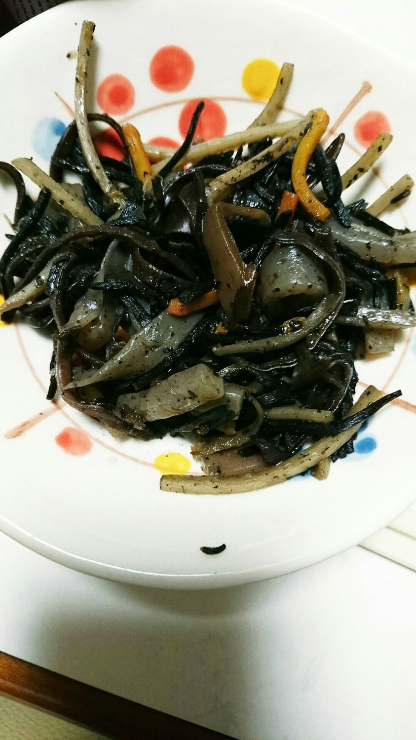 キクラゲとごぼうの炒め煮の画像