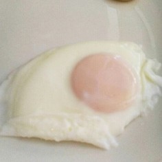 ぷるぷる！ノンオイル目玉焼き