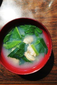 青菜とあさりの麹味噌汁