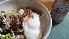 混ぜまぜ、和風ロコモコ丼☆簡単