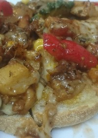 くるみレーズンマフィンのオープンピザ