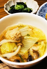 肉団子のちゅるちゅるスープ