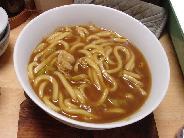 ヒガシマル カレー うどん スープ