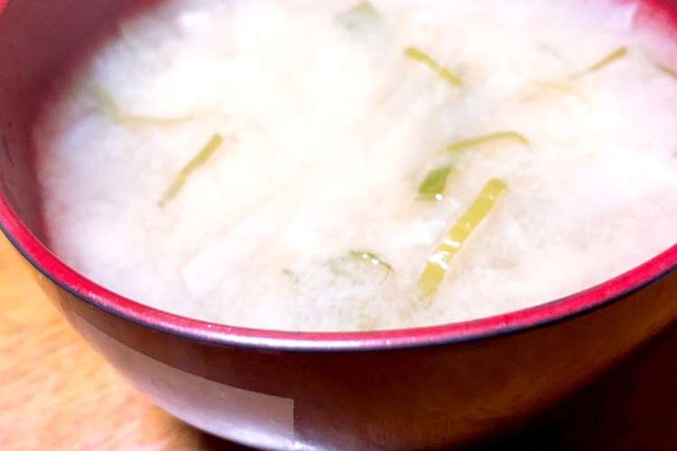 大根の味噌汁 塩分控えめ レシピ 作り方 By Mayu クックパッド 簡単おいしいみんなのレシピが350万品
