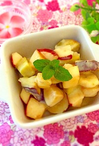 焼き芋で☆さつま芋と林檎のデリ風サラダ