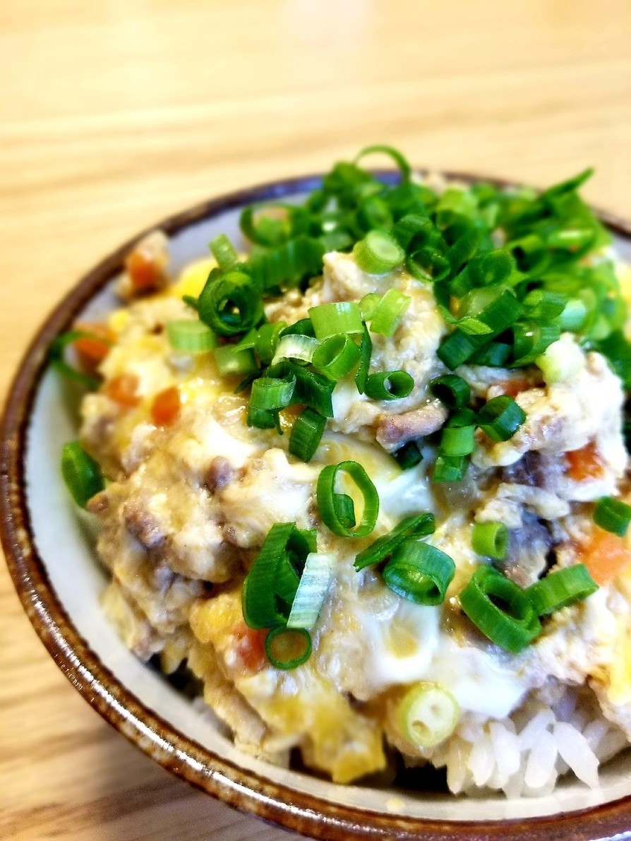 挽肉ストックで簡単♪親子丼風⭐卵とじ丼の画像