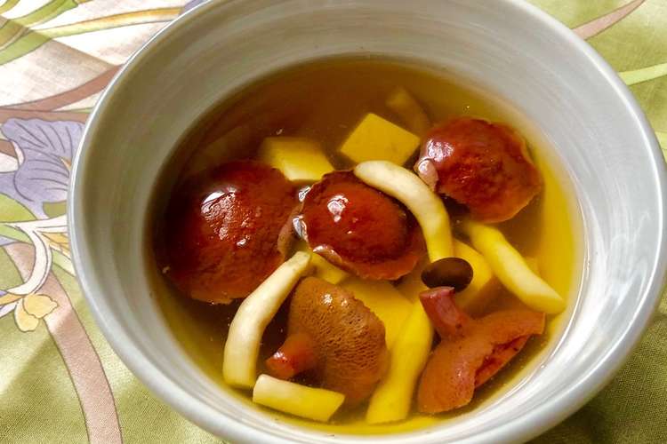芝茸としめじのお吸い物 レシピ 作り方 By お料理ニャロメ クックパッド