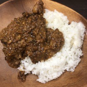 手羽元とミニトマトのカレー