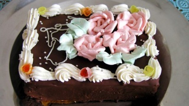 昔懐かしバタークリームケーキ レシピ 作り方 By おこげごはん クックパッド