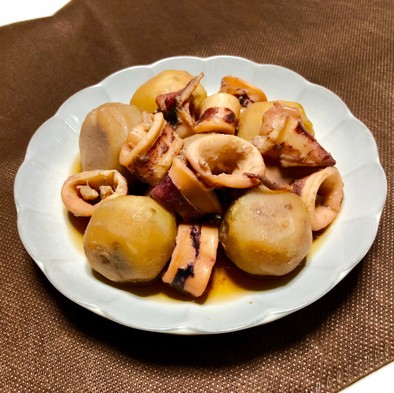 里芋とイカの煮物(旨煮)♡お袋の味の写真