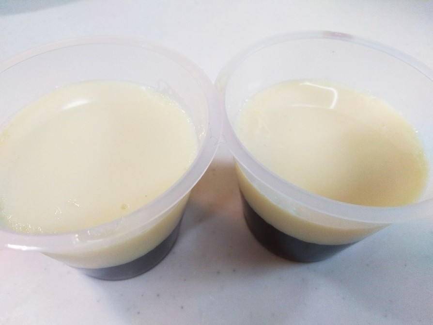 とろプル♪豆乳とジュースの2色ゼリー♪の画像
