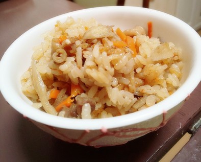 炊き込みご飯(かしわご飯)の写真
