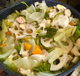 超簡単根菜たっぷり野菜スープ