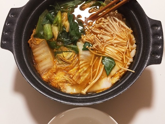 キムチなしのキムチ鍋 韓国風鍋 レシピ 作り方 By さちょんちょん クックパッド 簡単おいしいみんなのレシピが352万品