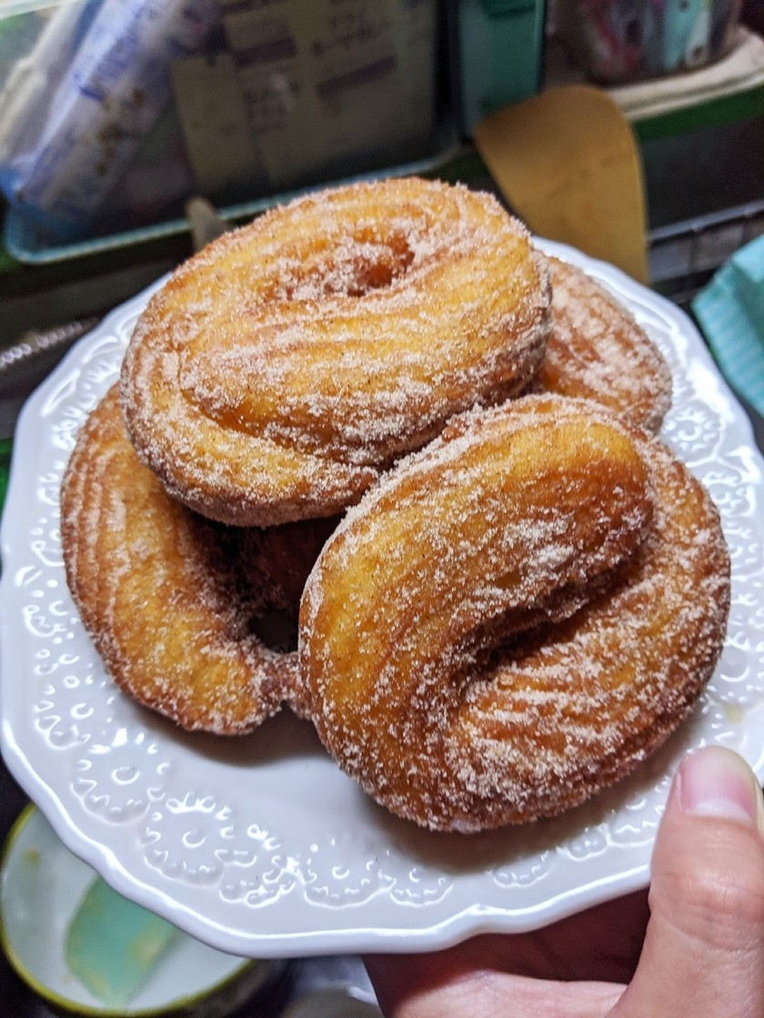 焼きヌテラチュロスドーナツホールのレシピ