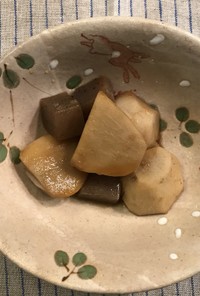 里芋と蒟蒻の煮物