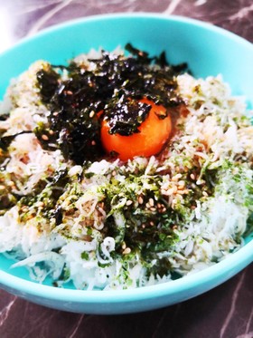 ゴマ香る♪シラス丼
