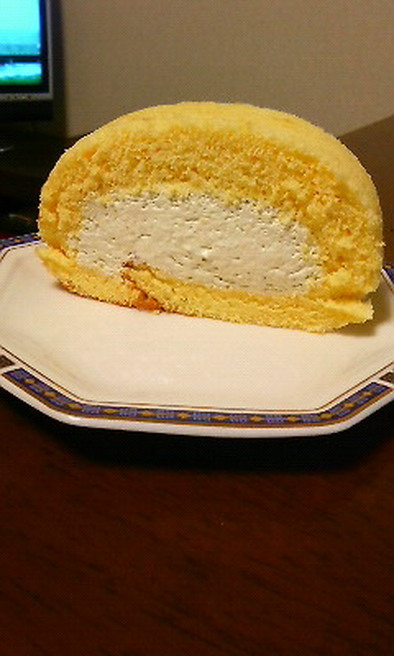 濃厚美味しいピスタチオロールケーキの写真