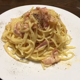 簡単すぎる!!カルボナーラ