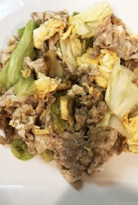 簡単★豚バラ肉とキャベツと卵の中華炒め