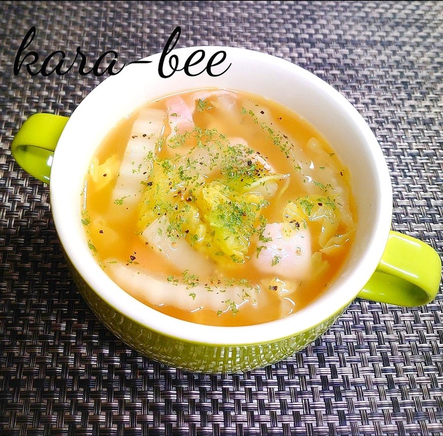 白菜とベーコンの和風コンソメバタースープの画像