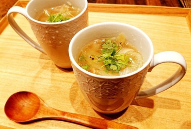 感動の美味しさ！淡路島産濃厚玉ねぎスープの写真
