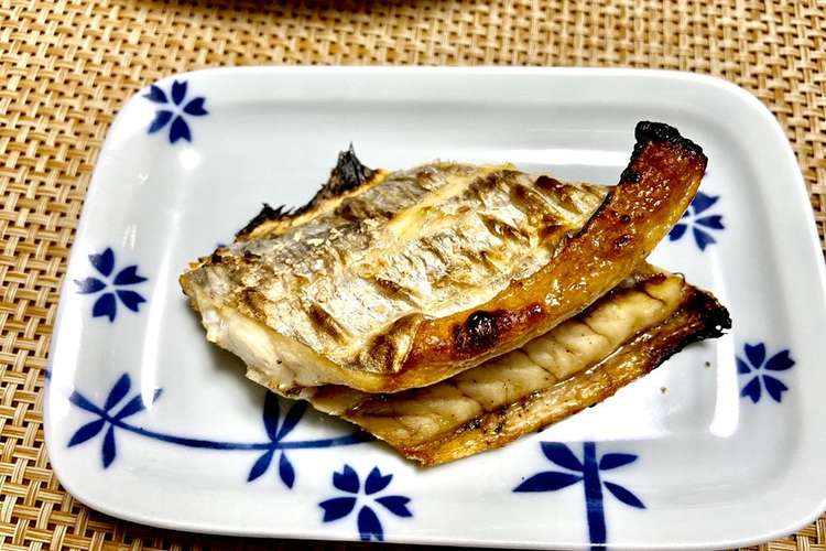 ごくシンプルに太刀魚の塩焼き レシピ 作り方 By Kyoko Pooh クックパッド 簡単おいしいみんなのレシピが365万品