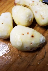 里芋の皮のむき方…スプーン