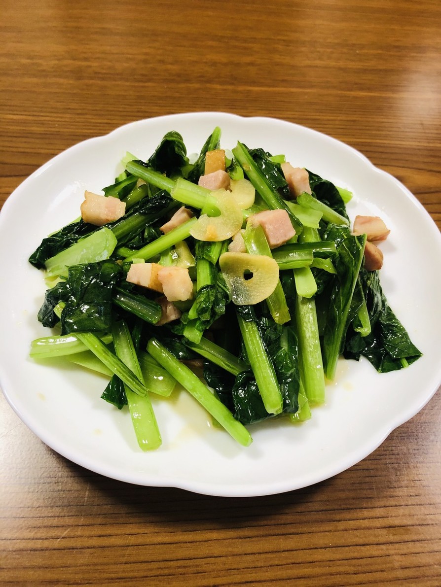 簡単！小松菜とベーコンのニンニク風味炒めの画像