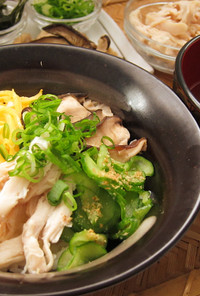 ほぐしサラダチキンで奄美郷土料理「鶏飯」
