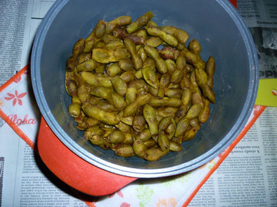 無加水鍋で丹波篠山黒豆の枝豆の無水塩茹での写真