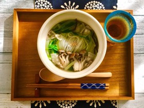 水からキノコで☆豚バラと白菜のフォー☆