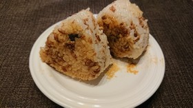そぼろ焼きおにぎり
