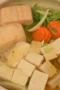お麩と豆腐の小鍋