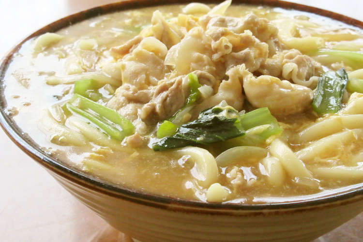 豚バラ肉と小松菜とふんわり卵の煮込うどん レシピ 作り方 By ﾋﾟｰさんのﾟｰﾟﾟ クックパッド 簡単おいしいみんなのレシピが354万品