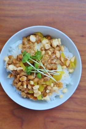 納豆好き必見!簡単♪たくあん入り納豆ご飯