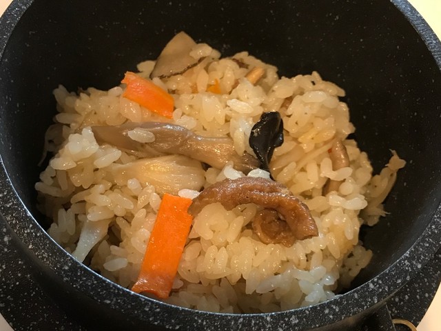 釜飯一合 固形燃料で メモ レシピ 作り方 By さっち５１ クックパッド 簡単おいしいみんなのレシピが355万品