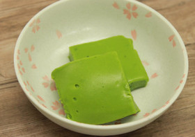 つるん♪ぷるん 抹茶くずもち