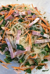簡単！小松菜と春雨のマヨ胡麻サラダ
