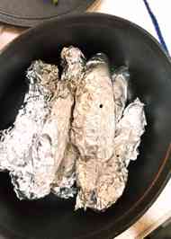 みんなが作ってる 焼き芋 ダッチオーブンのレシピ クックパッド 簡単おいしいみんなのレシピが341万品