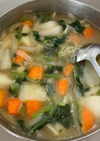 胃腸にやさしい野菜スープ