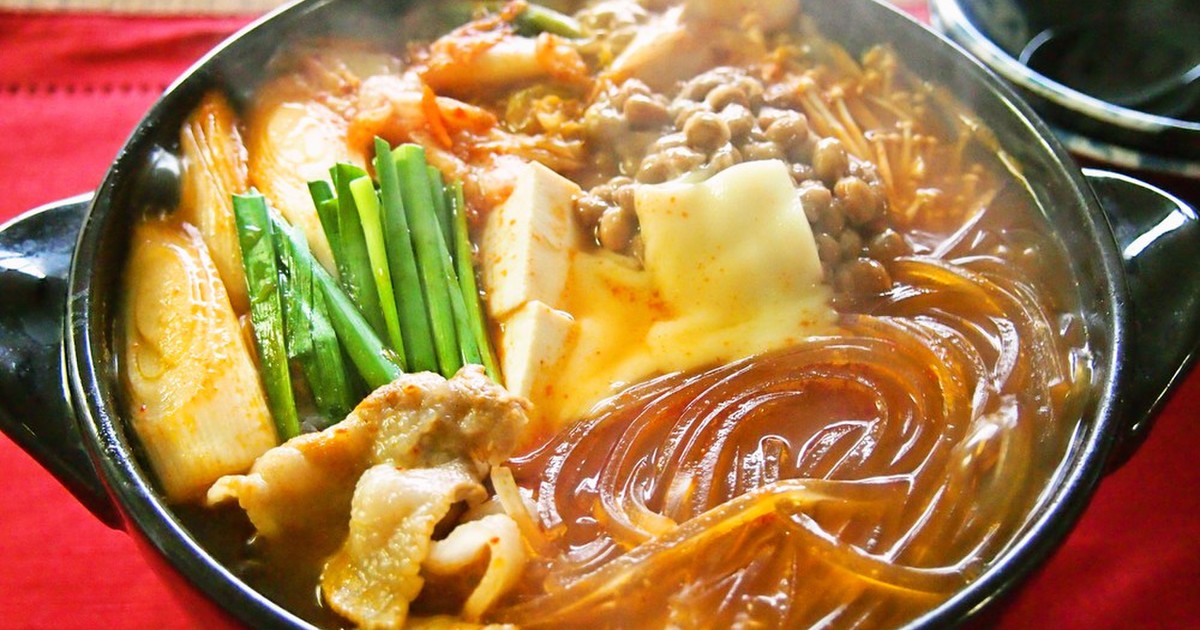 マロニーの納豆キムチーズ鍋 レシピ 作り方 By マロニー クックパッド 簡単おいしいみんなのレシピが360万品