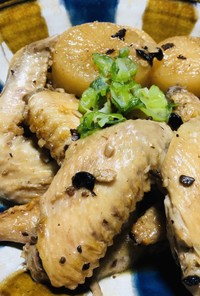 中華風☆鶏手羽と大根の煮物